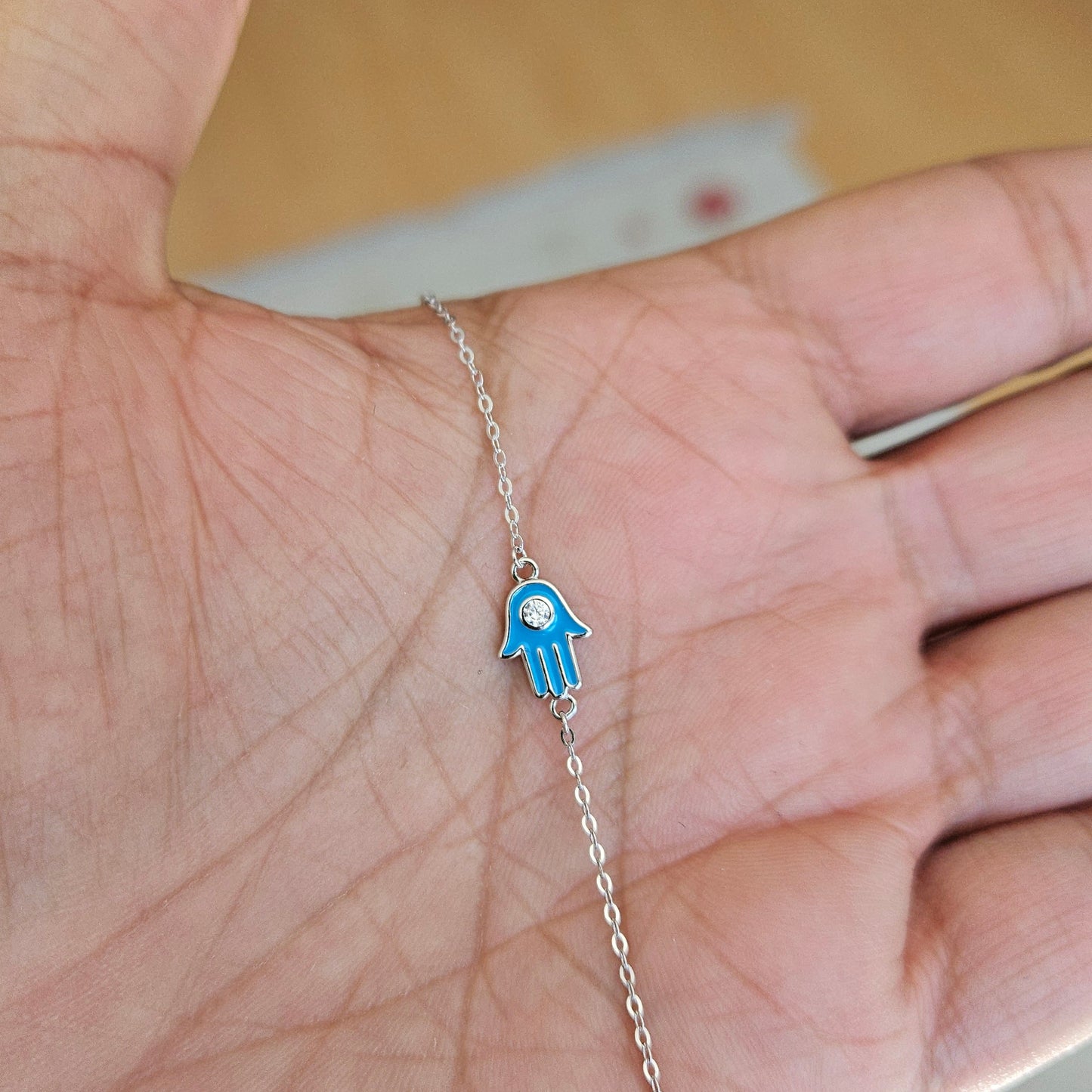 Pulsera Mano de Fátima (Hamsa) con Esmalte Azul Claro y Circonita – Plata de ley 925 – Ajustable 16 + 3 cm – Minimalista y Elegante con Bolsita de Regalo