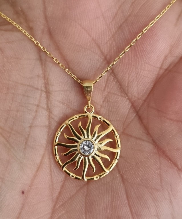 Necklace - 925 Sterling Silver - Chain 40 to 45 cm Length, Sun-shaped with a zircon in the middle