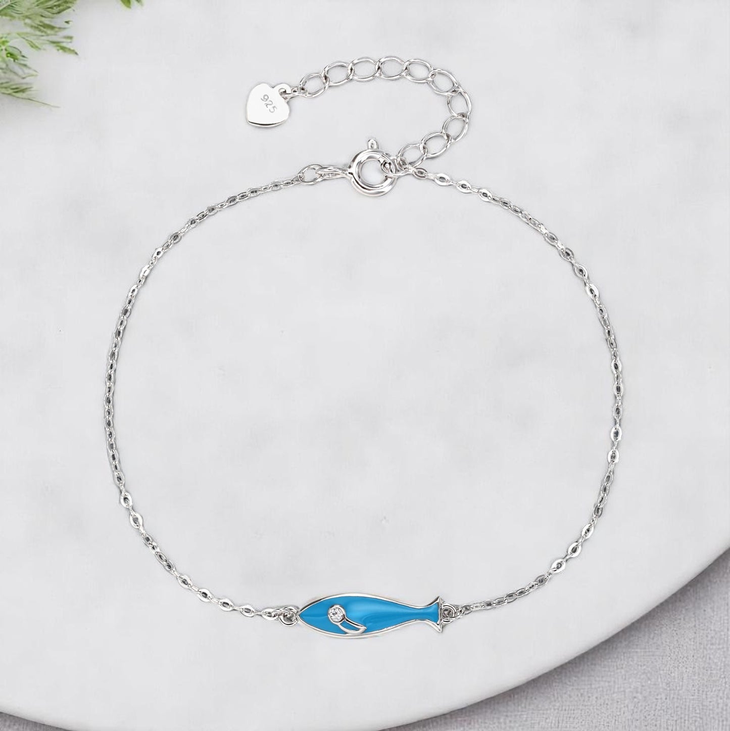 Pulsera de Cadena con Dije de Pez en Plata 925 – Esmalte Azul y Circonita – Diseño Minimalista con Acabado en Rodio – Ajustable 16 + 3 cm – Con Bolsita de Regalo